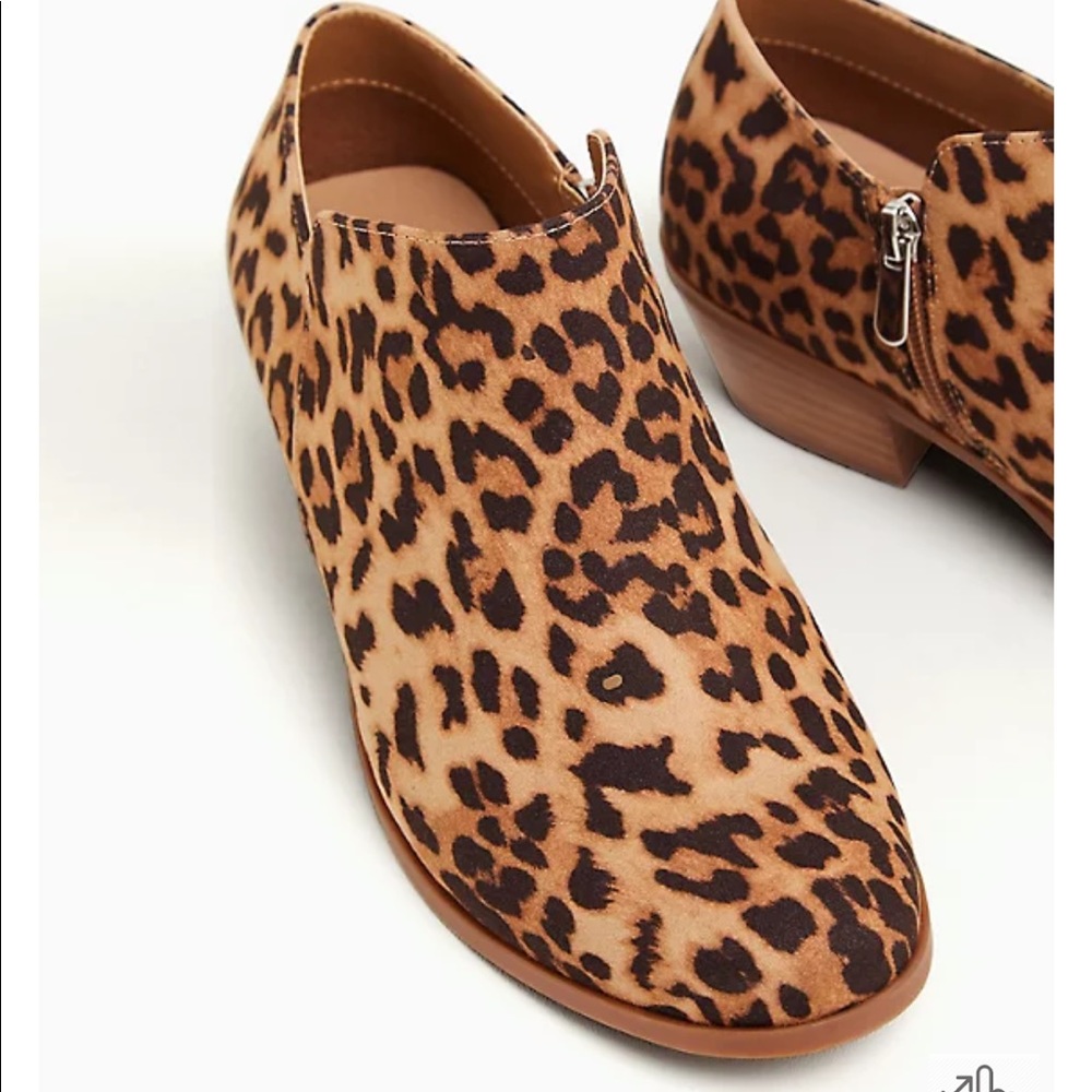 TORRID LEOPARD FAUX SUEDE ANKLE BOOTIE (WW)